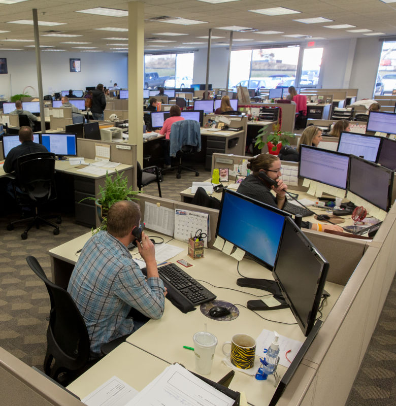 Why ship with WorldWide Logistics - Dedicated Team